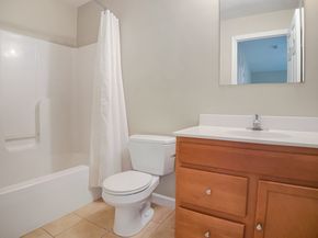 18 Alden Dr 3, Berlin MA 01503