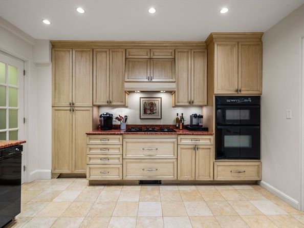 274 Beacon Street 7F, Boston MA 02116