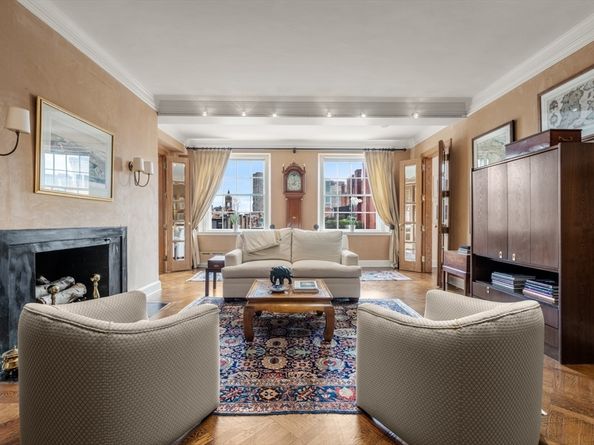 274 Beacon Street 7F, Boston MA 02116