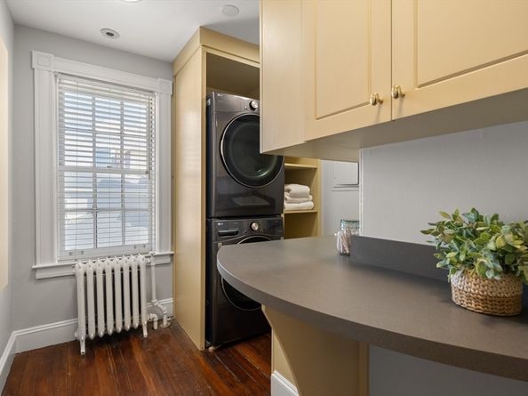 14 Pinckney Street, Boston MA 02114