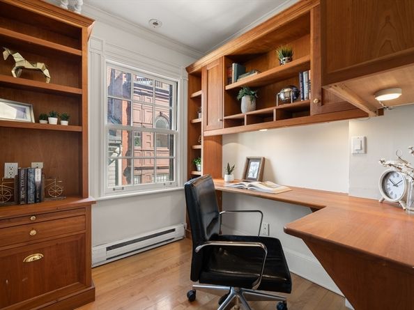 14 Pinckney Street, Boston MA 02114