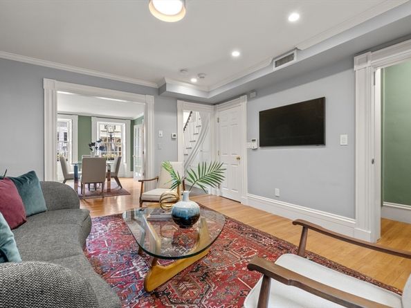 14 Pinckney Street, Boston MA 02114