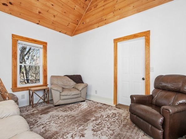 9 French Avenue, Wayland MA 01778