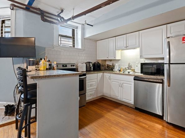 63 Park Dr. 63, Boston MA 02215