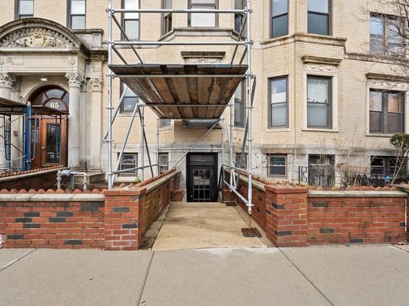 63 Park Dr. 63, Boston MA 02215