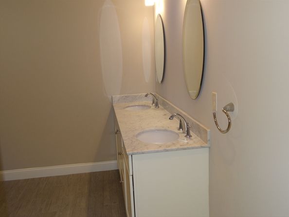 2 Inwood Drive 1010, Woburn MA 01801