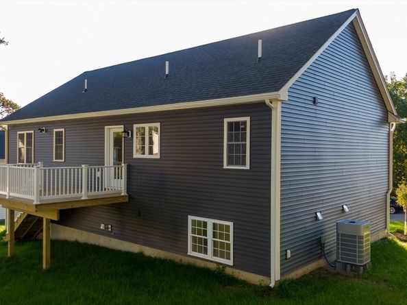 30 Grant Street, Spencer MA 01562