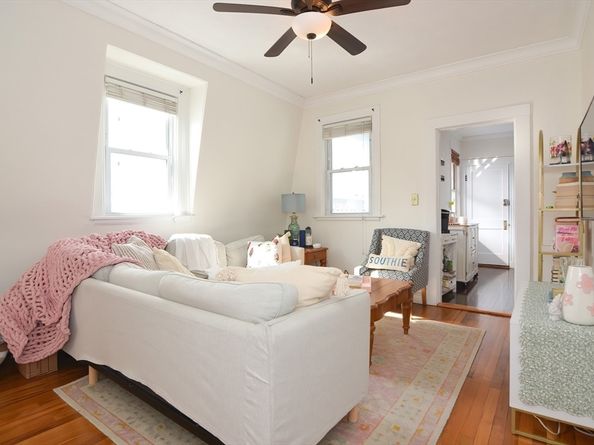 658 East 6th 3, Boston MA 02127