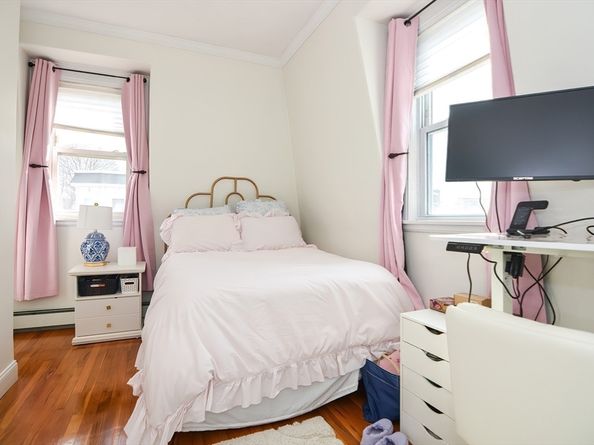 658 East 6th 3, Boston MA 02127