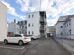 658 East 6th 3, Boston MA 02127