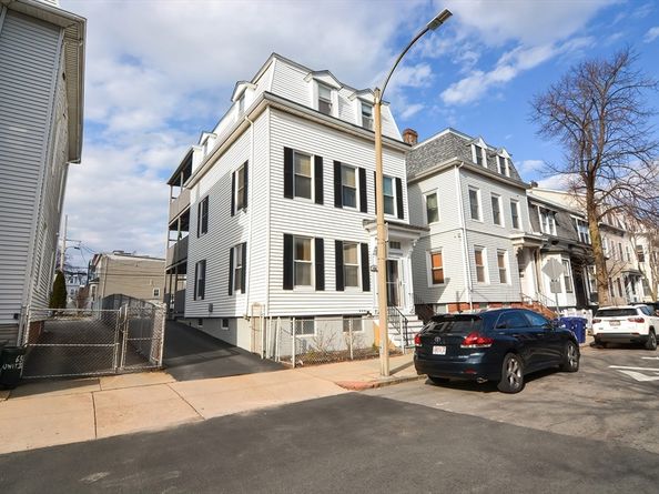 658 East 6th 3, Boston MA 02127