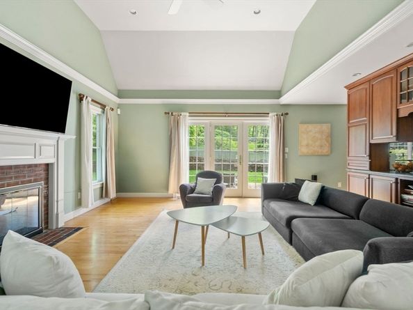 93 Adams St, Lexington MA 02420