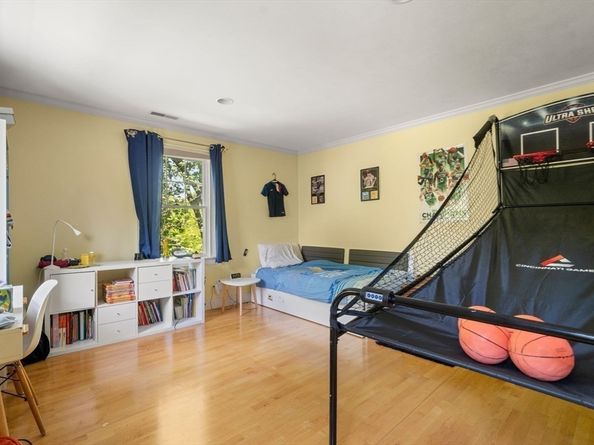 93 Adams St, Lexington MA 02420
