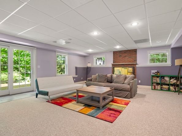 93 Adams St, Lexington MA 02420