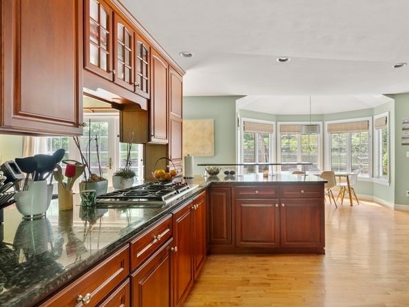 93 Adams St, Lexington MA 02420