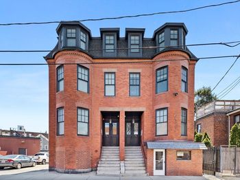 103-105 Broadway