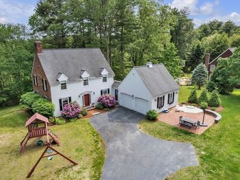 271 Pond St