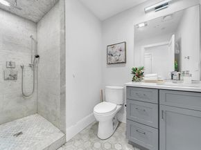 10 Sydney St 7, Boston MA 02125