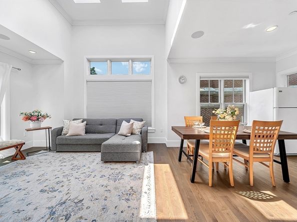 10 Sydney St 7, Boston MA 02125