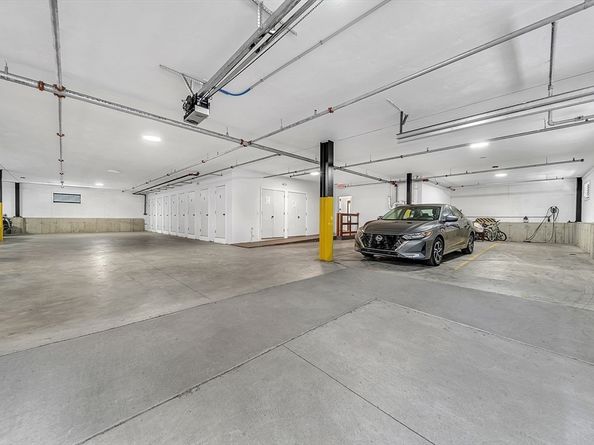 10 Sydney St 7, Boston MA 02125