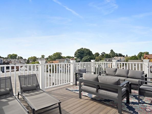 35 Somerset Ave 6, Winthrop MA 02152