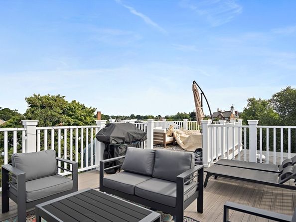 35 Somerset Ave 6, Winthrop MA 02152