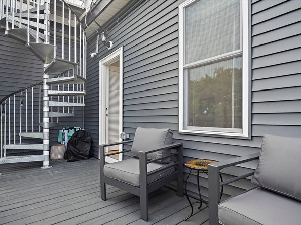 35 Somerset Ave 6, Winthrop MA 02152