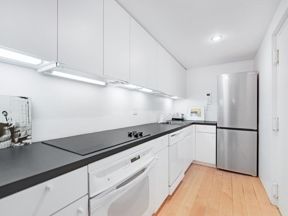 175 Commonwealth Avenue A, Boston MA 02116