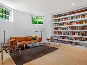 175 Commonwealth Avenue A, Boston MA 02116