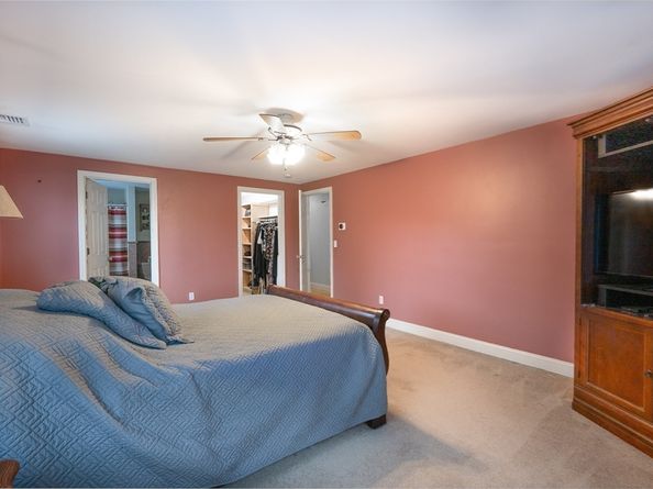 15 California Ave, Milton MA 02186