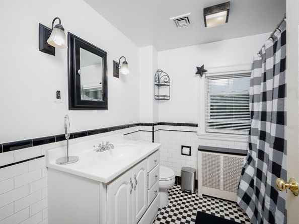 15 California Ave, Milton MA 02186