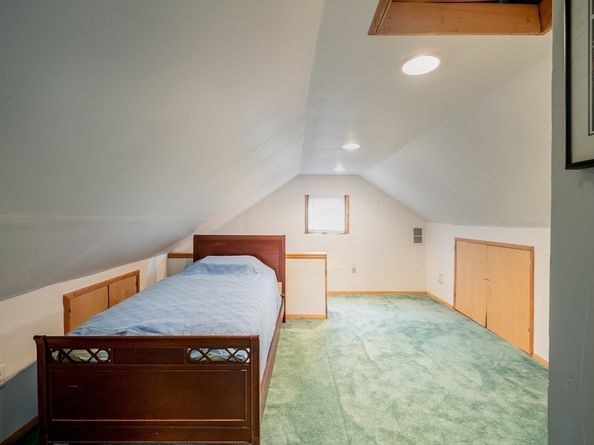 15 California Ave, Milton MA 02186