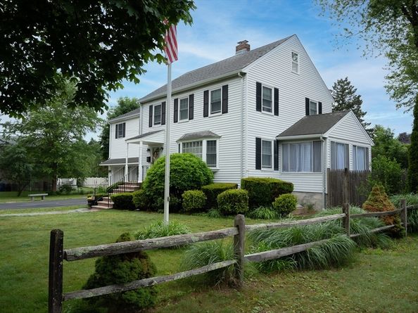 15 California Ave, Milton MA 02186