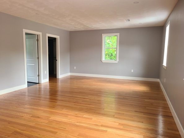 54 Federal St, Weymouth MA 02188