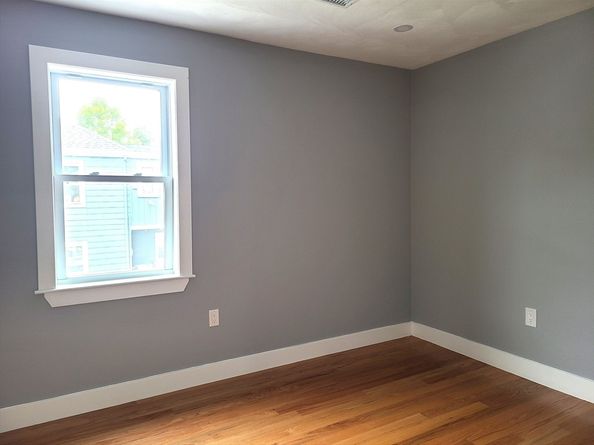 54 Federal St, Weymouth MA 02188
