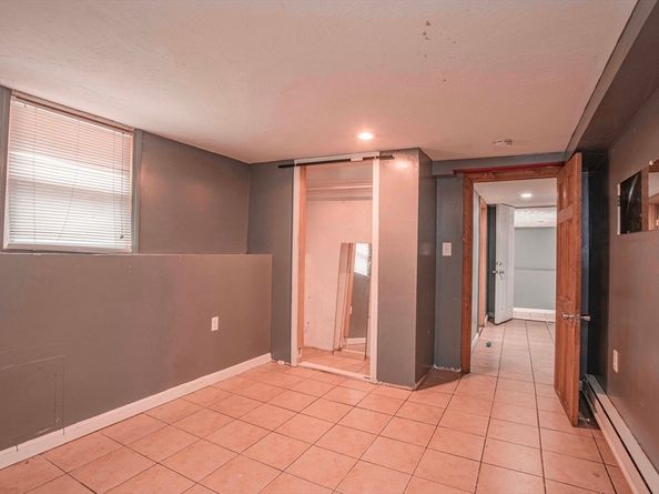39 Huntington St, Brockton MA 02301