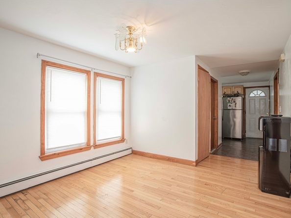 39 Huntington St, Brockton MA 02301