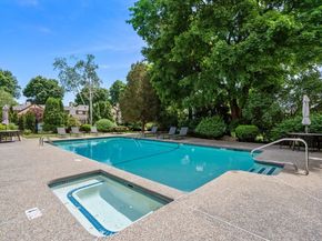 456 Belmont St 21, Watertown MA 02472