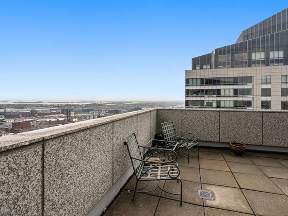 1 Avery PH2B, Boston MA 02111