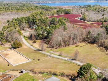 714 Snipatuit Rd