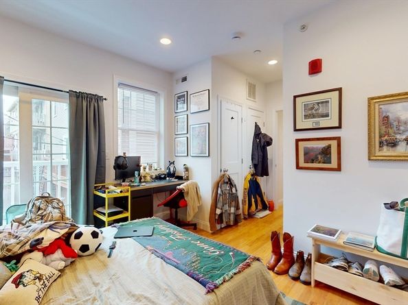 375 Dorchester St 2, Boston MA 02127