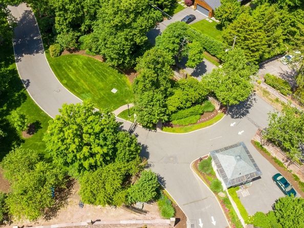 120 Seaver St A103, Brookline MA 02445