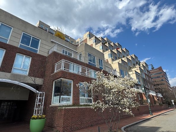 75-83 Cambridge Parkway E 802, Cambridge MA 02142