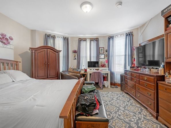 14 Mendon St, Worcester MA 01604