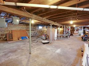 14 Mendon St, Worcester MA 01604