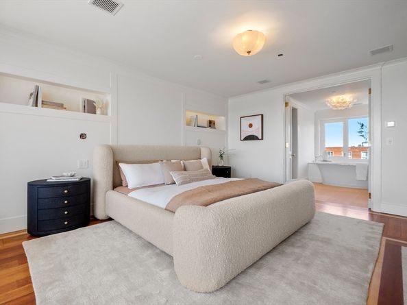 975 Memorial Drive 1105, Cambridge MA 02138