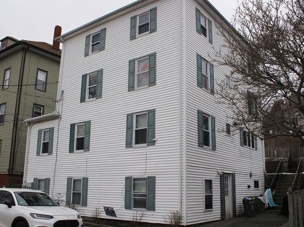 52 Taylor, Gloucester MA 01930