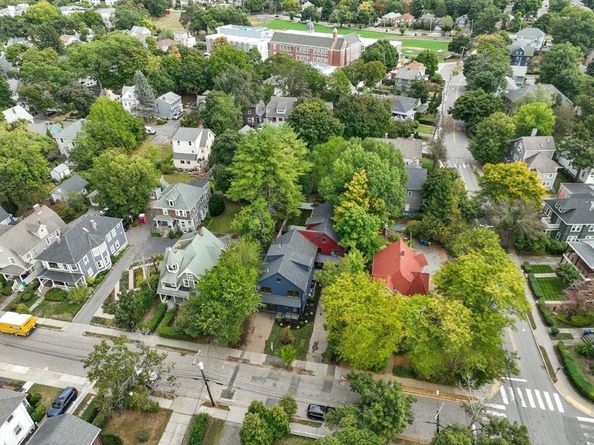 110 Harvard St 110, Newton MA 02460