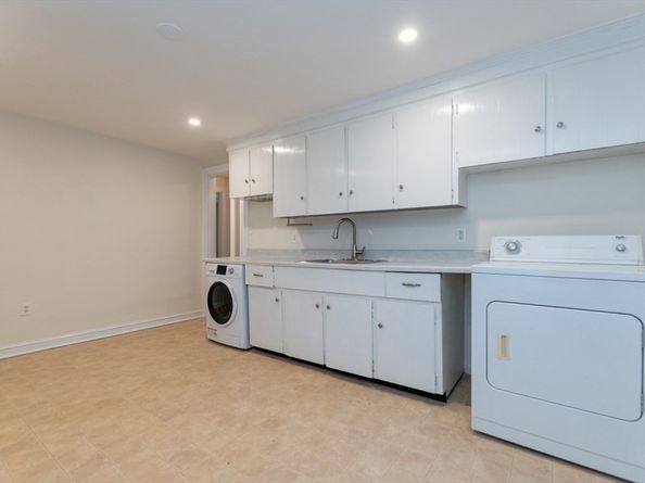 58 Aldrich Rd A, Watertown MA 02472