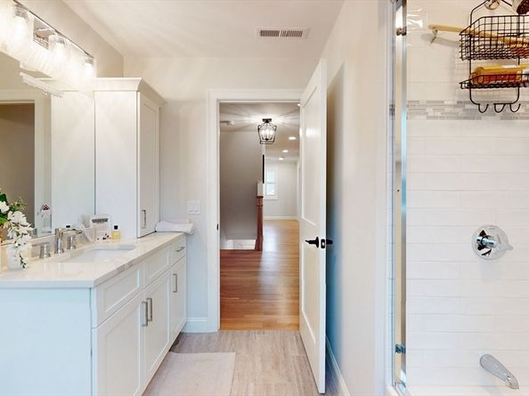 7 Starling St, Boston MA 02132